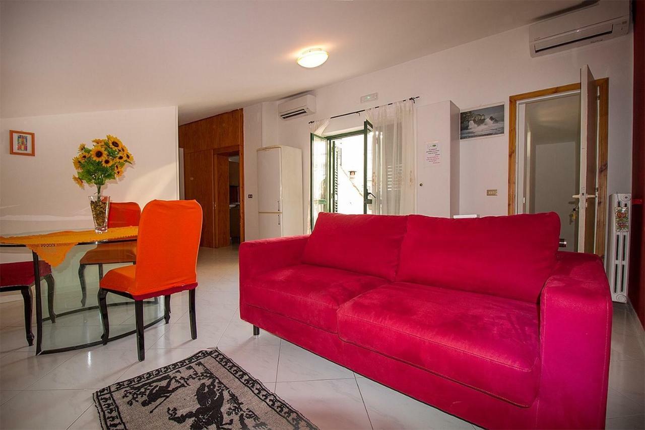 Apartamento Bb Al Centro Di Vietri Exterior foto
