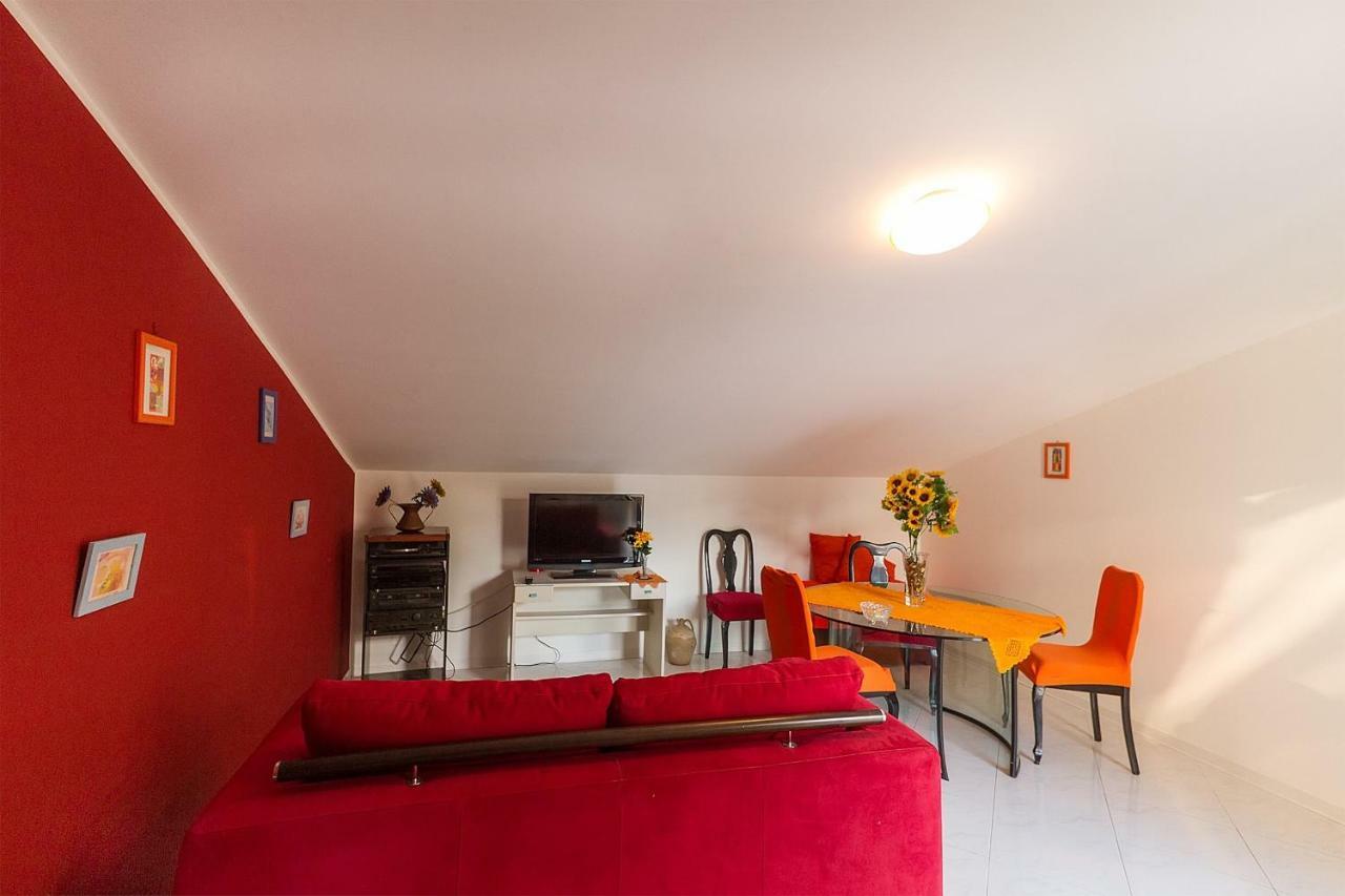 Apartamento Bb Al Centro Di Vietri Exterior foto